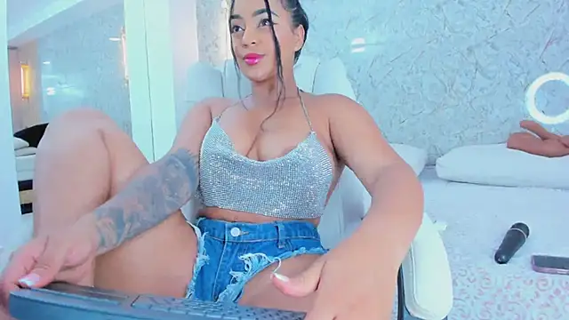 ximena case online show from September 19, 2025, 3:54 am