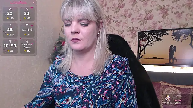 AliciaLaska online show from December 17, 2024, 8:10 pm