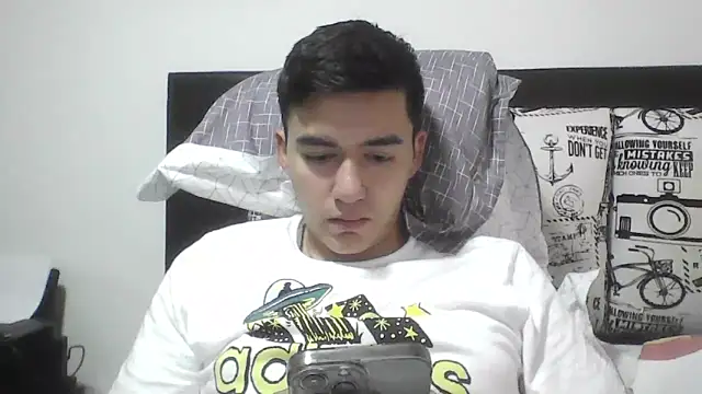 Estebitan vm online show from February 15, 2026, 10:20 pm