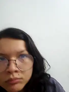 azumiichan online show from February 8, 2026, 1:14 am