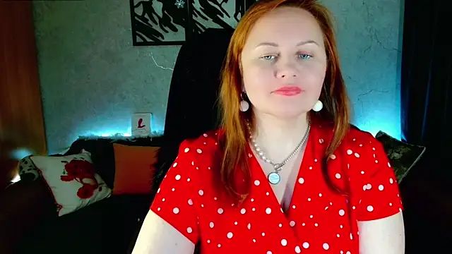 Snapshot of Nikki_March chatting on March 19, 2025, 4:24 pm Nikki March online show from March 19, 2025, 4:24 pm