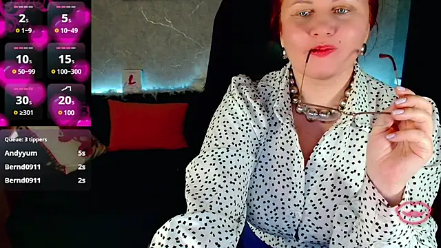 Snapshot of Nikki_March chatting on March 14, 2025, 6:29 pm Nikki March online show from March 14, 2025, 6:29 pm