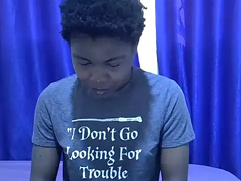 Snapshot of Sexy_kienyeji chatting on September 12, 2025, 12:27 pm Sexy kienyeji online show from September 12, 2025, 12:27 pm