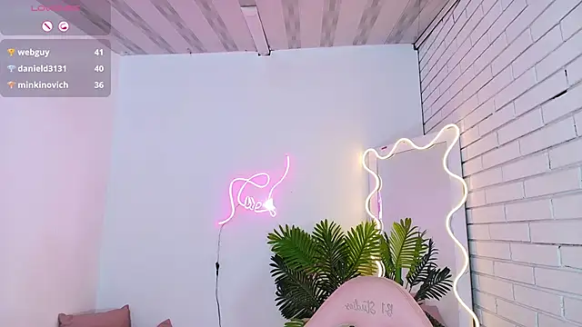 Snapshot of Chiara_tay chatting on March 1, 2025, 9:29 am Chiara tay online show from March 1, 2025, 9:29 am