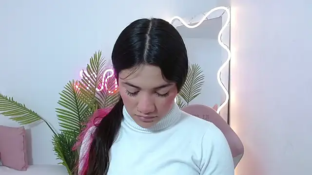 Snapshot of Chiara_tay chatting on September 27, 2025, 11:38 am Chiara tay online show from September 27, 2025, 11:38 am