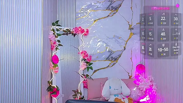 Chiara tay online show from July 21, 2026, 7:04 pm