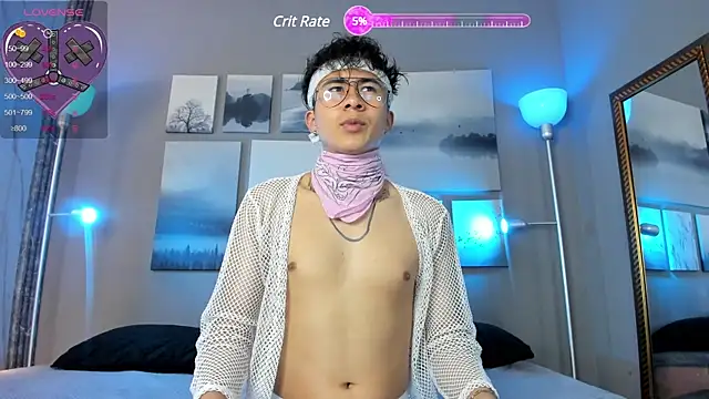 Snapshot of noah_and_rose chatting on March 16, 2025, 7:49 pm noah and rose online show from March 16, 2025, 7:49 pm