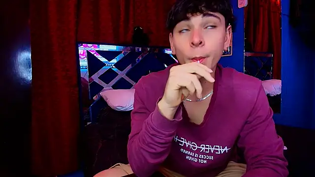 Snapshot of Luke_Howland chatting on February 25, 2026, 2:01 am Luke Howland online show from February 25, 2026, 2:01 am