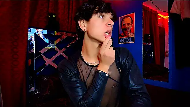 Luke Howland online show from November 29, 2025, 12:44 am