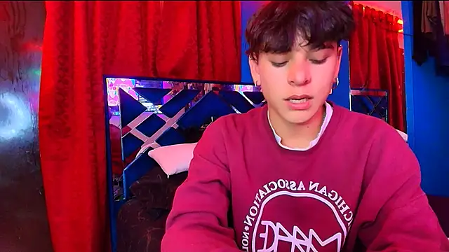 Luke Howland online show from April 10, 2026, 2:29 am