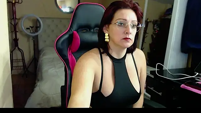 Carol Scottt online show from March 20, 2025, 4:42 pm