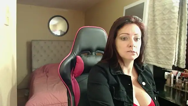 Carol Scottt online show from March 2, 2026, 8:43 am