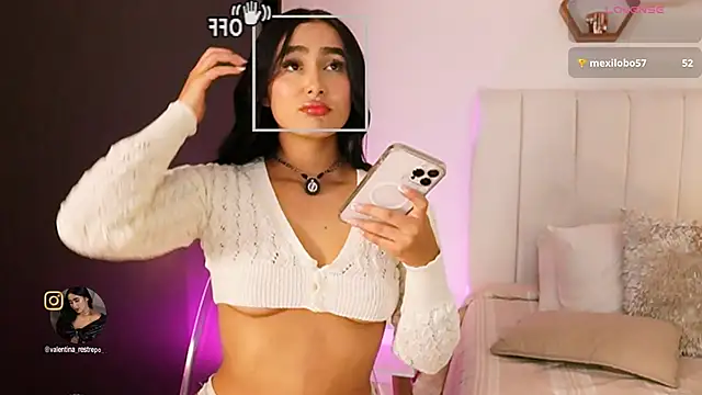 Snapshot of Madison_evans1 chatting on September 20, 2025, 5:12 am Madison evans1 online show from September 20, 2025, 5:12 am