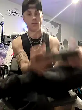 --D-a-D-D-y- online show from September 19, 2025, 2:21 pm