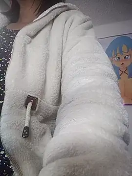 Mishka   online show from April 14, 2026, 10:37 pm