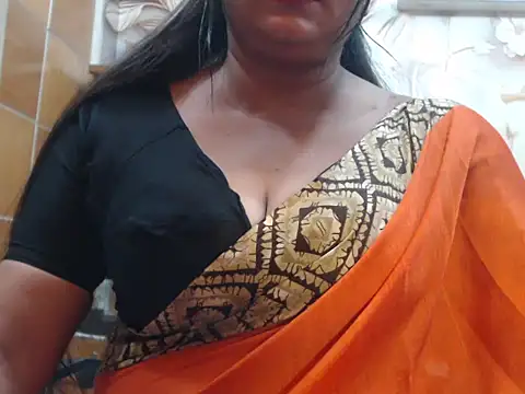 Snapshot of desi-maisa130 chatting on June 23, 2026, 5:44 pm desi-maisa130 online show from June 23, 2026, 5:44 pm