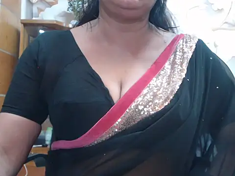 Snapshot of desi-maisa130 chatting on June 30, 2026, 5:46 pm desi-maisa130 online show from June 30, 2026, 5:46 pm