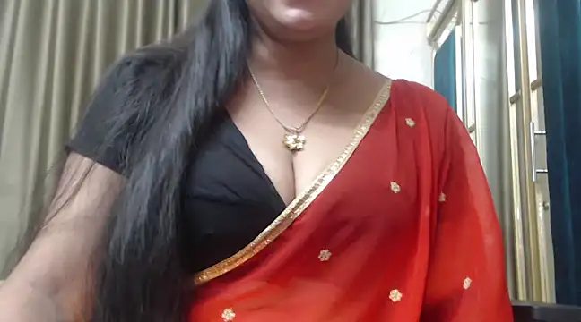 desi-maisa130 online show from February 22, 2025, 4:40 pm