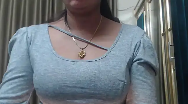 desi-maisa130 online show from February 25, 2025, 8:42 pm