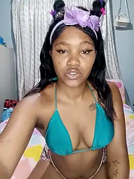 charmainexxx online show from February 7, 2025, 7:06 pm