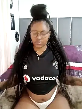 charmainexxx online show from September 24, 2025, 7:59 am