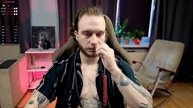 pleasure8869 online show from October 19, 2025, 8:28 am