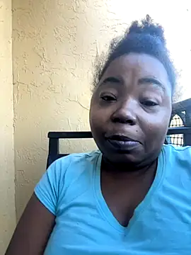 JCCaramelbarbie1 online show from November 7, 2025, 1:37 pm