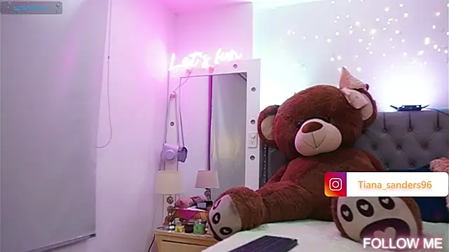 Tiana sanders online show from January 27, 2025, 4:20 am