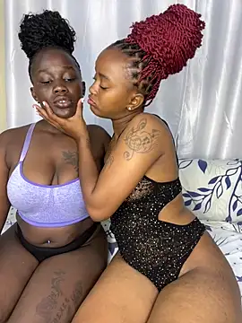 Doublefreaks online show from October 23, 2025, 10:08 pm