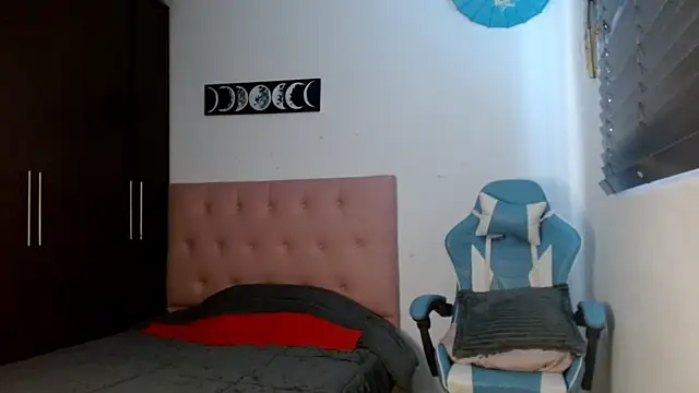 TokioStar online show from March 20, 2025, 1:59 pm