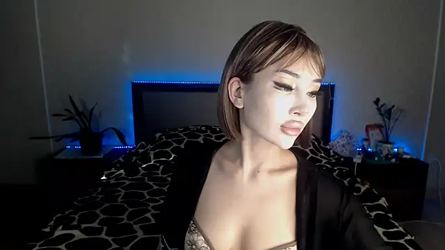 Izalimka online show from March 7, 2025, 3:19 am