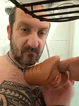 teddy79good online show from May 4, 2026, 3:59 pm