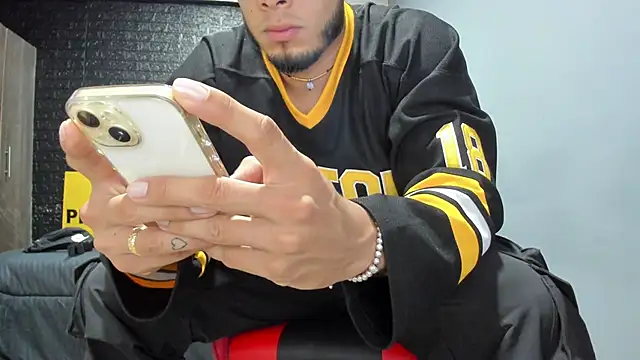 taurus boy1 online show from October 10, 2025, 11:33 am