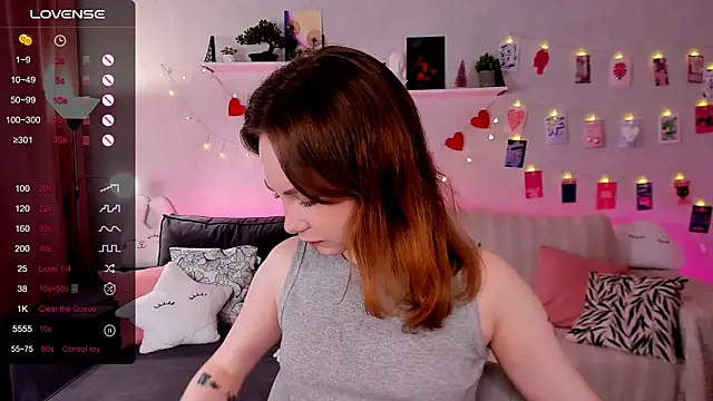 LanaBlu  online show from December 14, 2025, 6:19 am