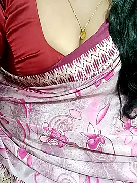 Aishu-tamil09 online show from November 2, 2025, 12:32 pm