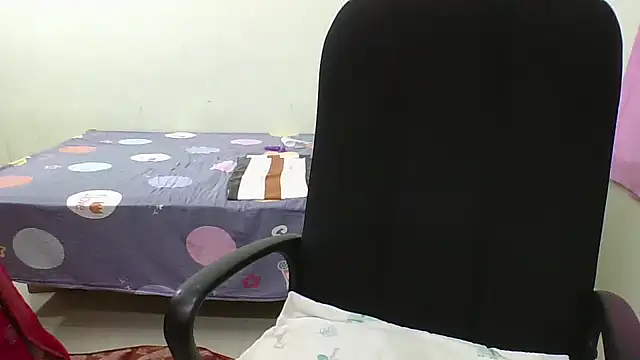 Snapshot of tamil_ureniya chatting on February 1, 2025, 7:02 pm tamil ureniya online show from February 1, 2025, 7:02 pm