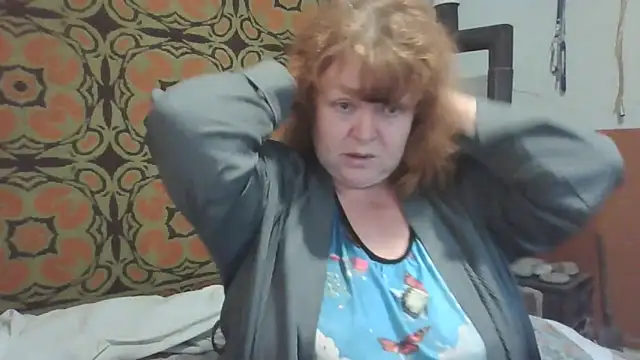 RoseRed69 online show from October 3, 2025, 2:04 am