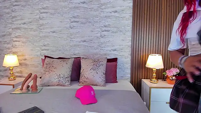 Snapshot of AndreaPink2024 chatting on October 3, 2025, 12:50 pm AndreaPink2024 online show from October 3, 2025, 12:50 pm