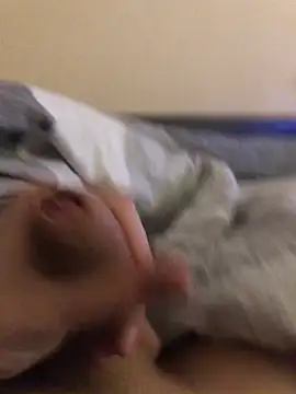 wixxer872302 online show from January 4, 2025, 4:32 pm