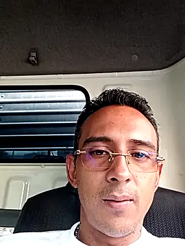 paisa233 online show from September 24, 2025, 8:59 pm