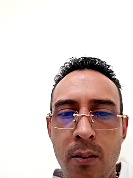 paisa233 online show from September 22, 2025, 2:01 pm