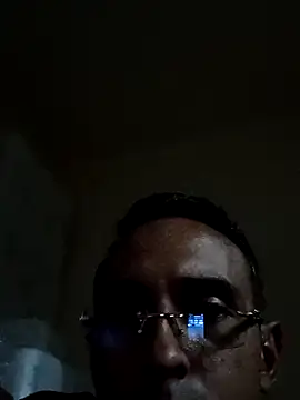 paisa233 online show from November 20, 2025, 9:36 pm