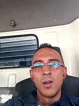 paisa233 online show from January 13, 2026, 8:46 pm