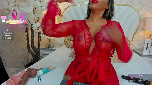 IsabellaKanned online show from October 7, 2025, 1:56 pm