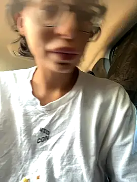 myloveforyouu online show from September 28, 2025, 11:23 pm