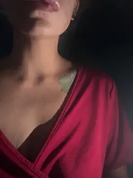 myloveforyouu online show from September 27, 2025, 1:56 am