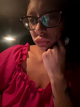 myloveforyouu online show from October 11, 2025, 11:22 am