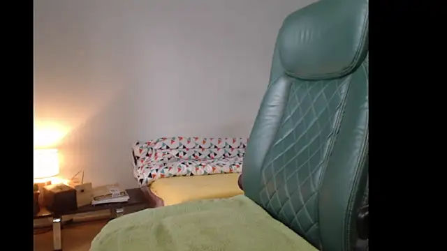 tuttiluss44 online show from February 14, 2026, 10:15 am