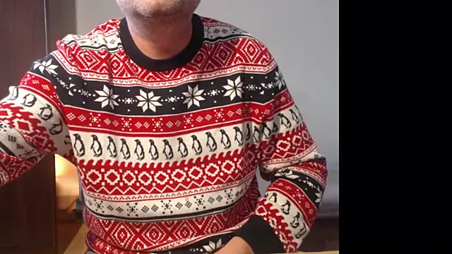 tuttiluss44 online show from December 20, 2024, 11:32 am