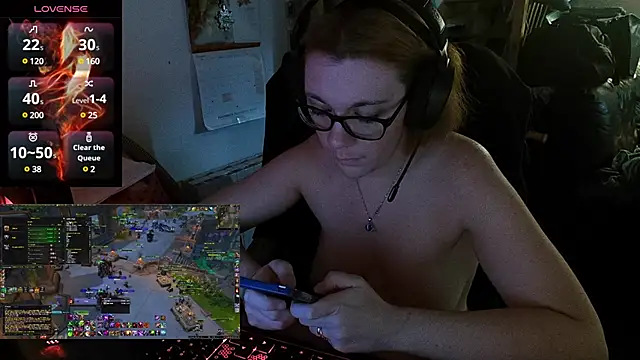 lili-hot-77 online show from December 9, 2024, 8:12 pm